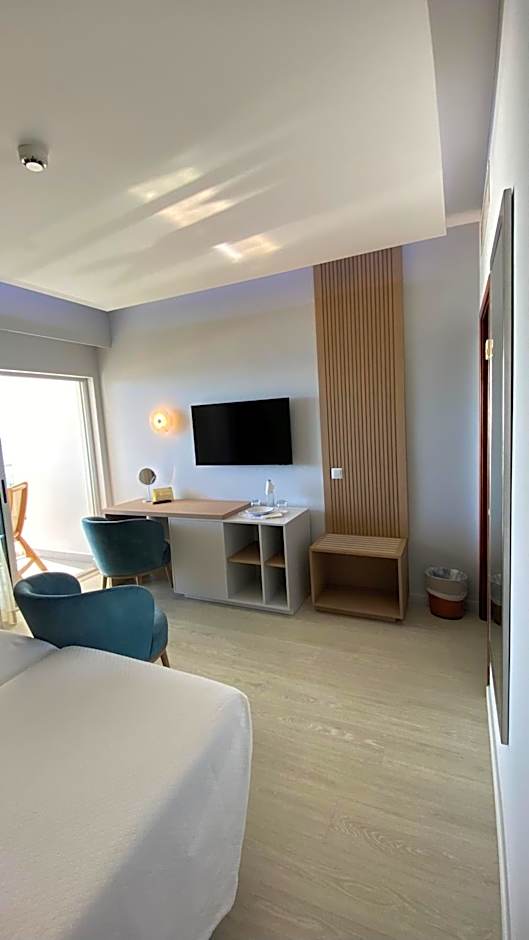 Photo 1 of 9 of 2 Beds, Beach View