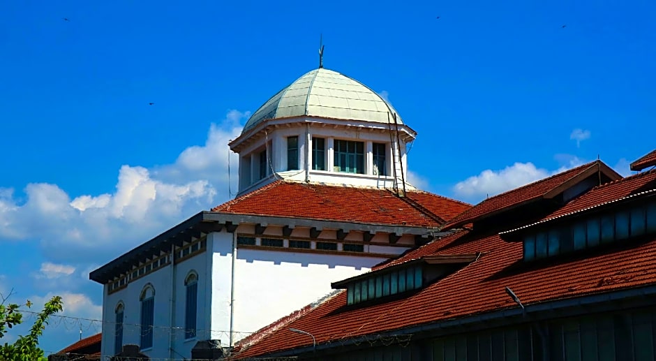 Hotel O Palebon Residence