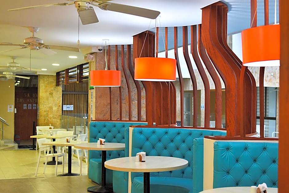 Hotel La Riviera