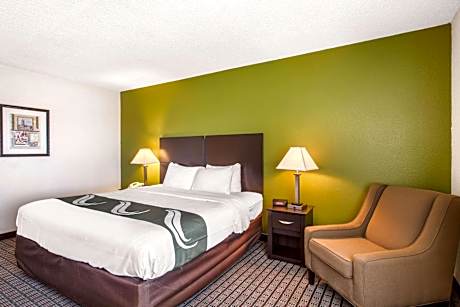 King Room - Non-Smoking