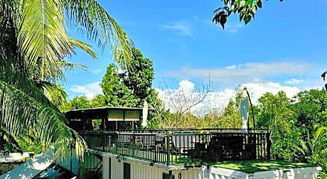 PIG DIVE HOSTEL MOALBOAL