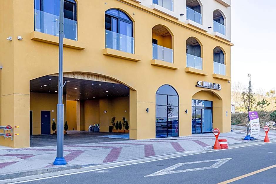 Hound Hotel Ulsan