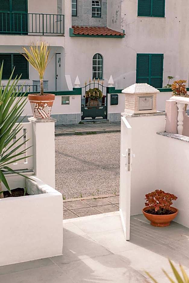 SUPERTUBOS HOUSE Peniche