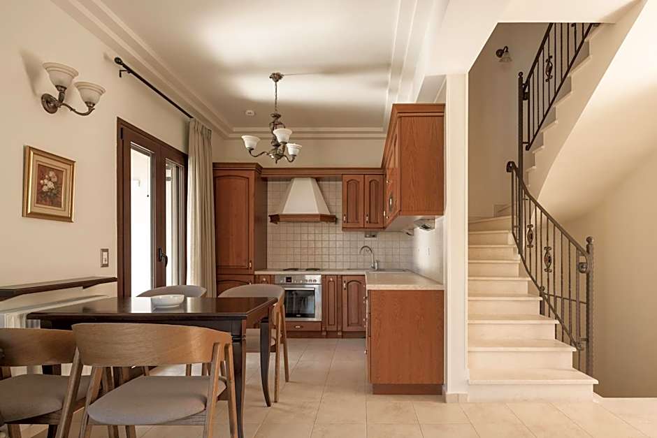 Manili Boutique Suites & Villas