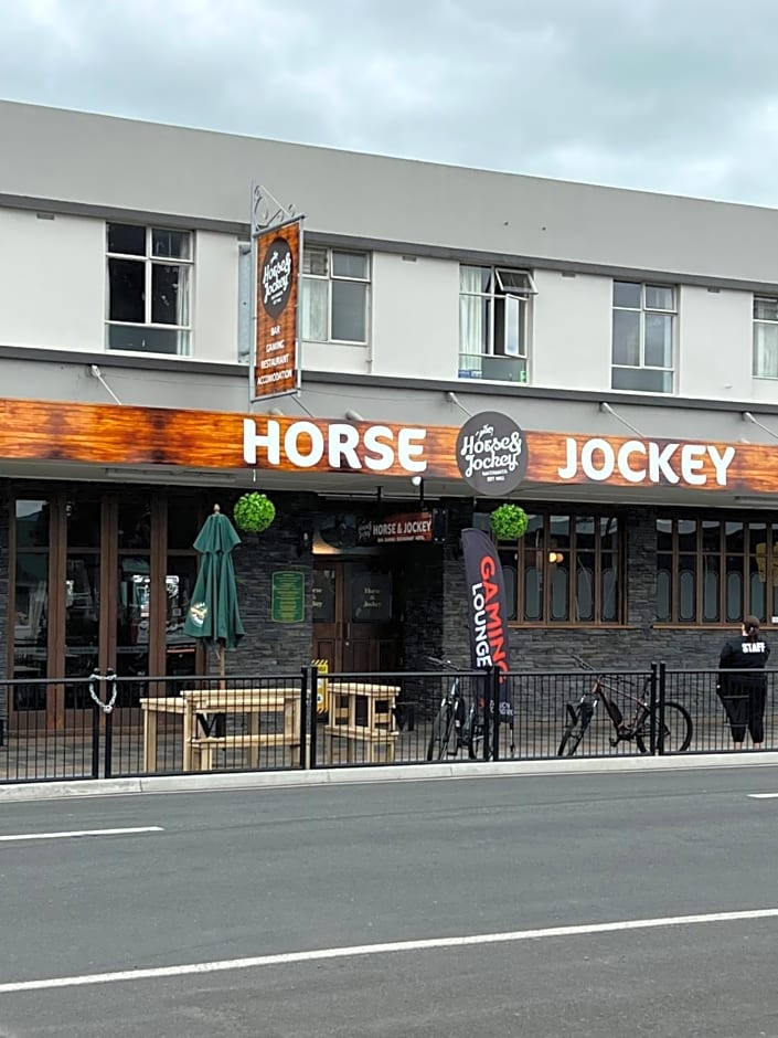 Horse and Jockey Inn