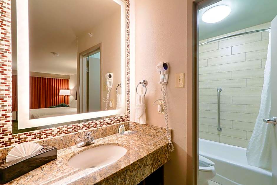 Quality Inn Near the Island Pigeon Forge