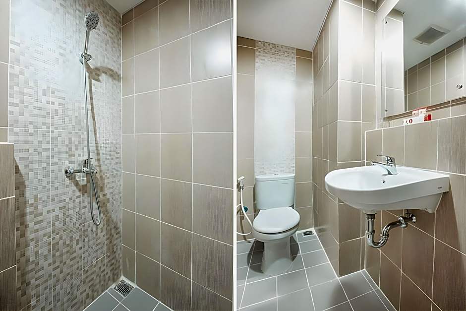 Collection O Cikarang Near President University Formerly Enviro