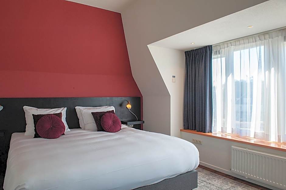 De Zon Hotel & Restaurant by Flow