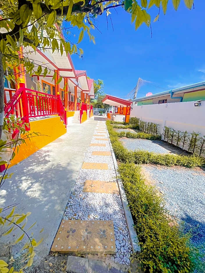 Three Mangoes At Kohlarn