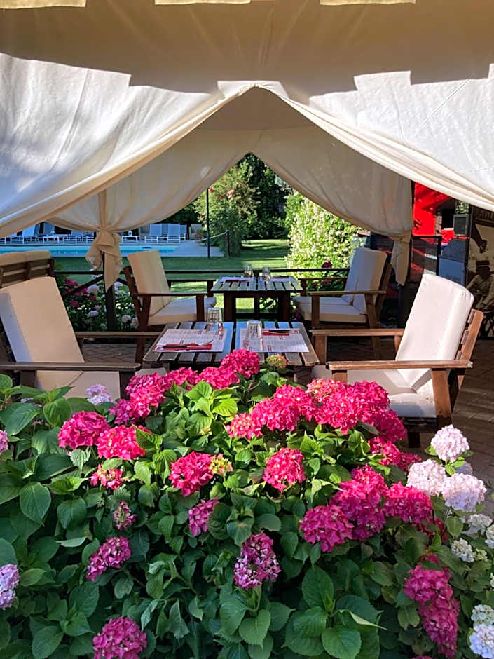 Hotel Milano Pool & Garden