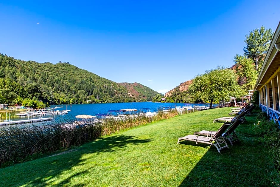 The Lodge at Blue Lakes