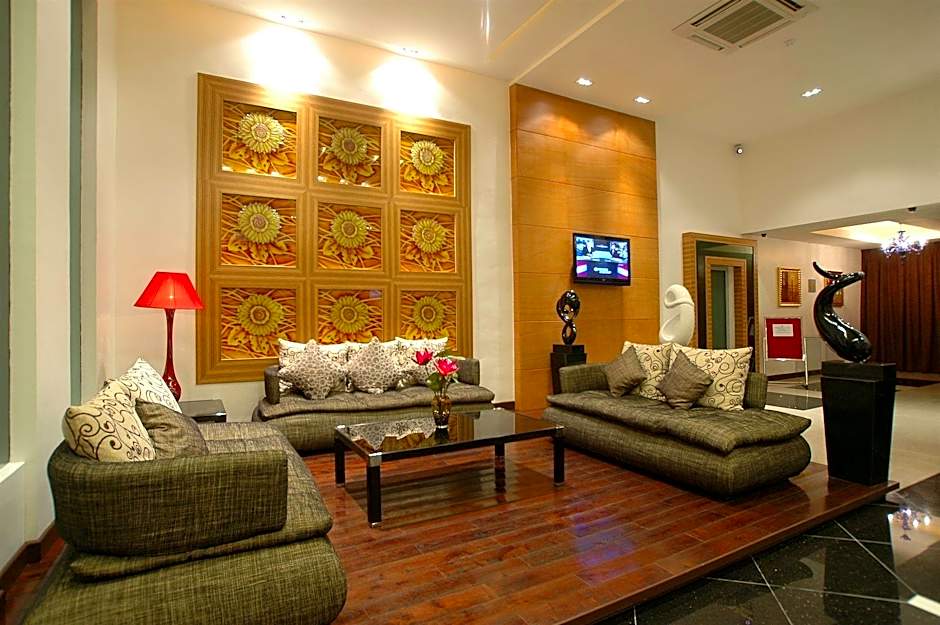 2 Inn 1 Boutique Hotel & Spa