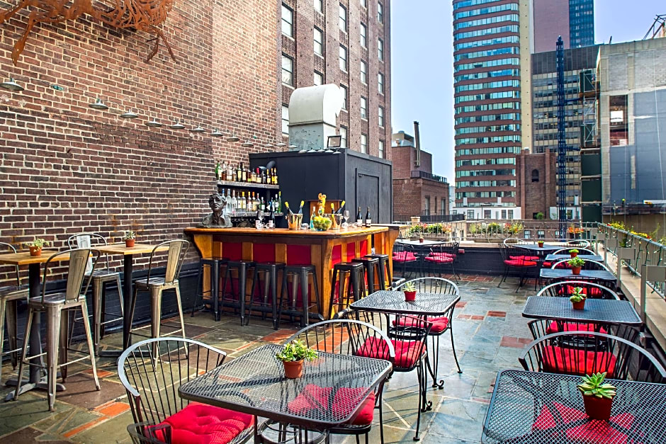 The Roger Smith Hotel