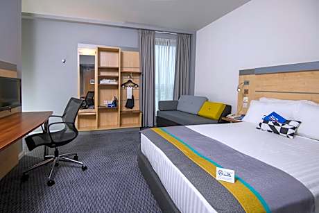Holiday Inn Express Hull City Centre By IHG
