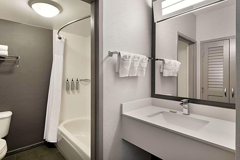 Courtyard by Marriott Burlington