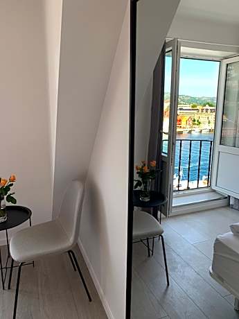 Three-Bedrooms Apartment