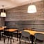 Brown-Dot Hotel Gupo