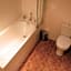 Hotel Pause - Free WiFi & Free Parking!!