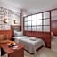 City Life Port Hotel
