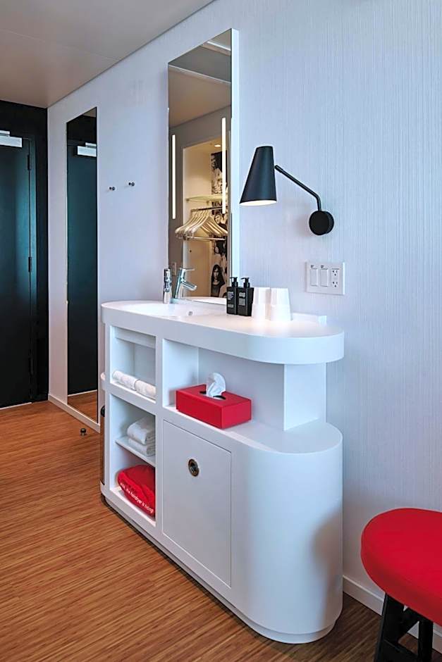 citizenM Boston Back Bay