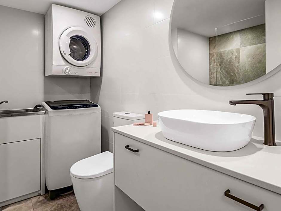 Mantra Coolangatta Beach