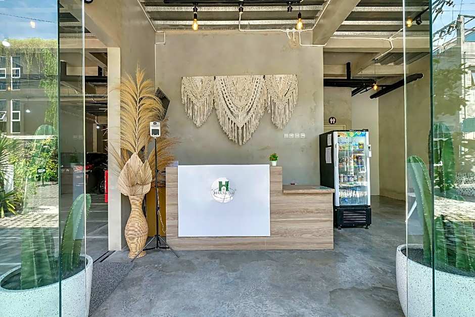 Capital O 90983 Harmony Easy Stay