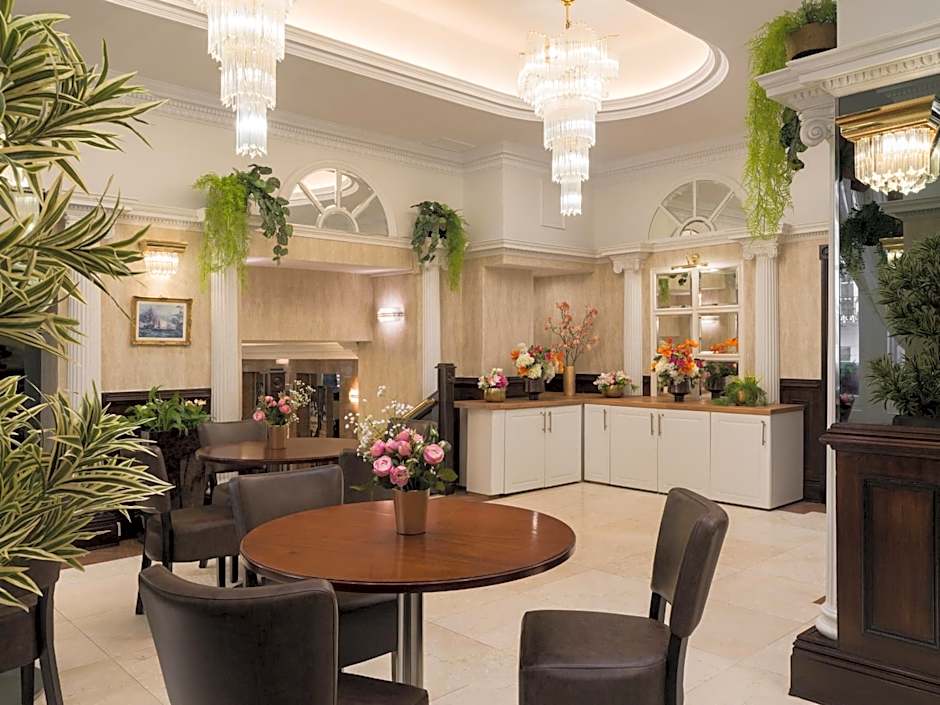 Royal Eagle Hotel
