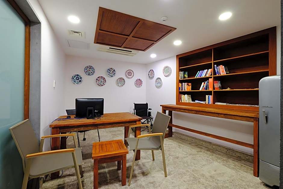 Marisol Boutique Hotel