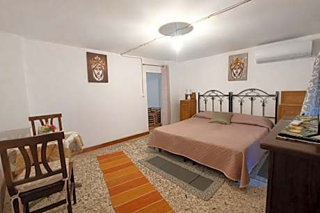 Economy Quadruple Room