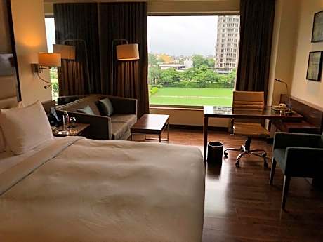 King Room with City View