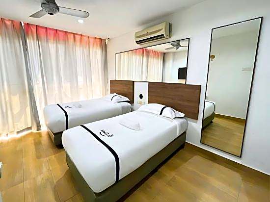 Tropical Hotel Kota Damansara