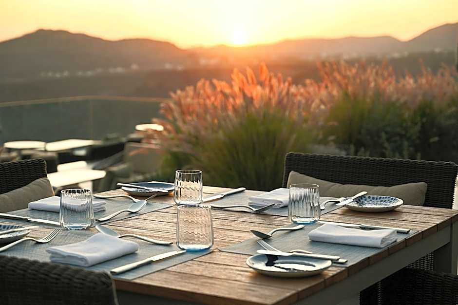 Hotel Indigo Jabal Akhdar Resort & Spa by IHG