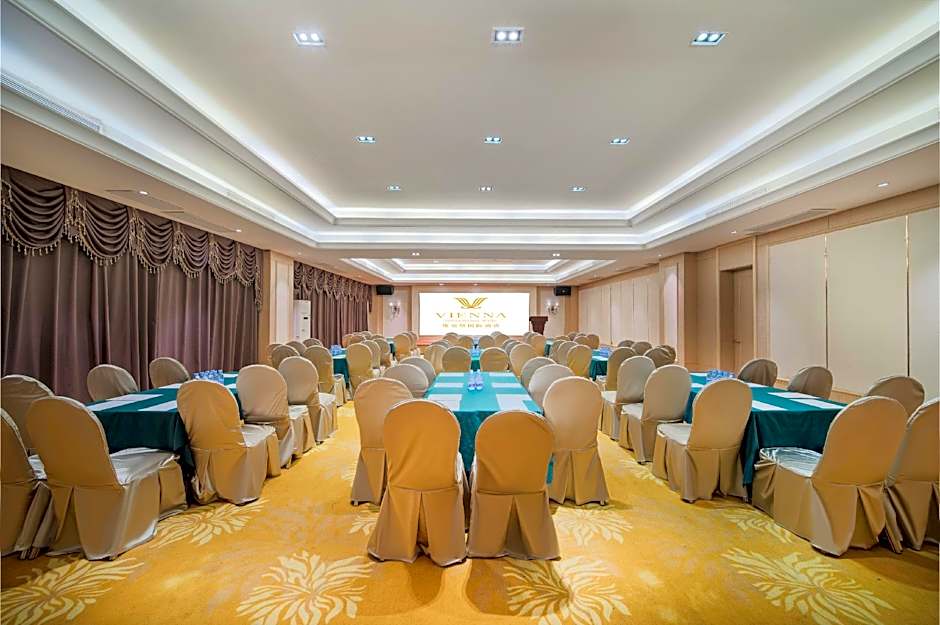 Vienna Hotel Shajing