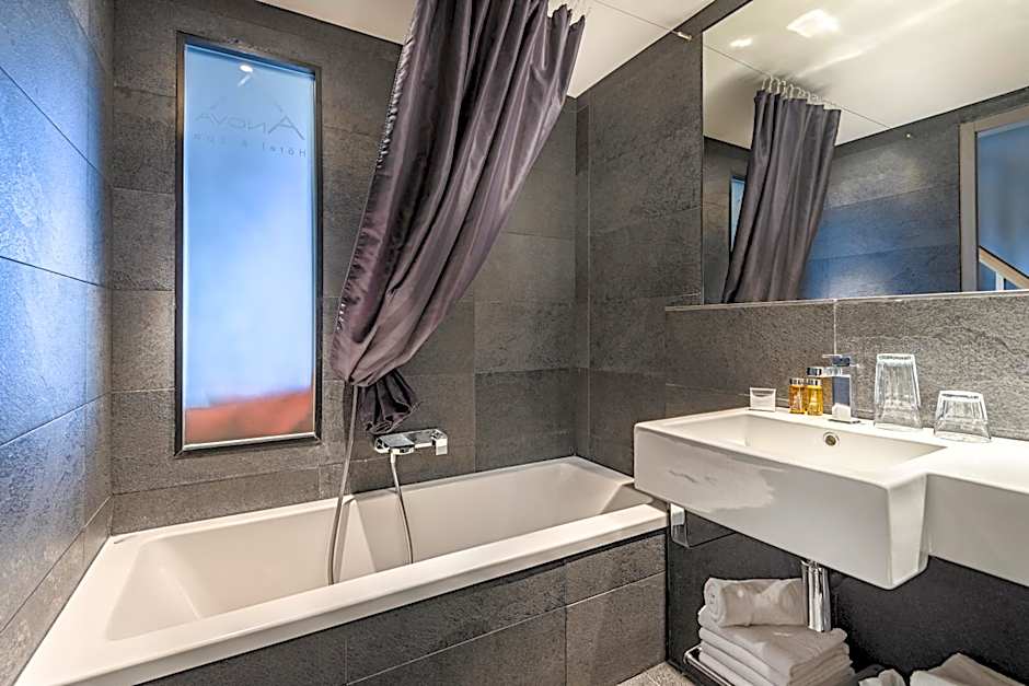 Anova Hotel & Spa