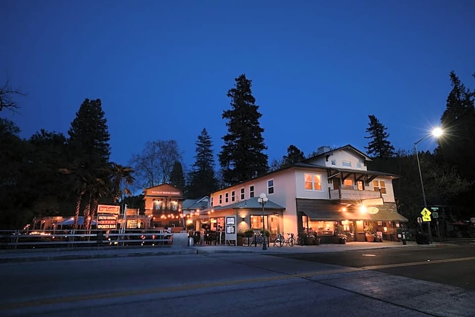 Calistoga Inn Restaurant and Brewery