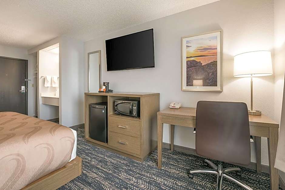 Quality Inn Marquette