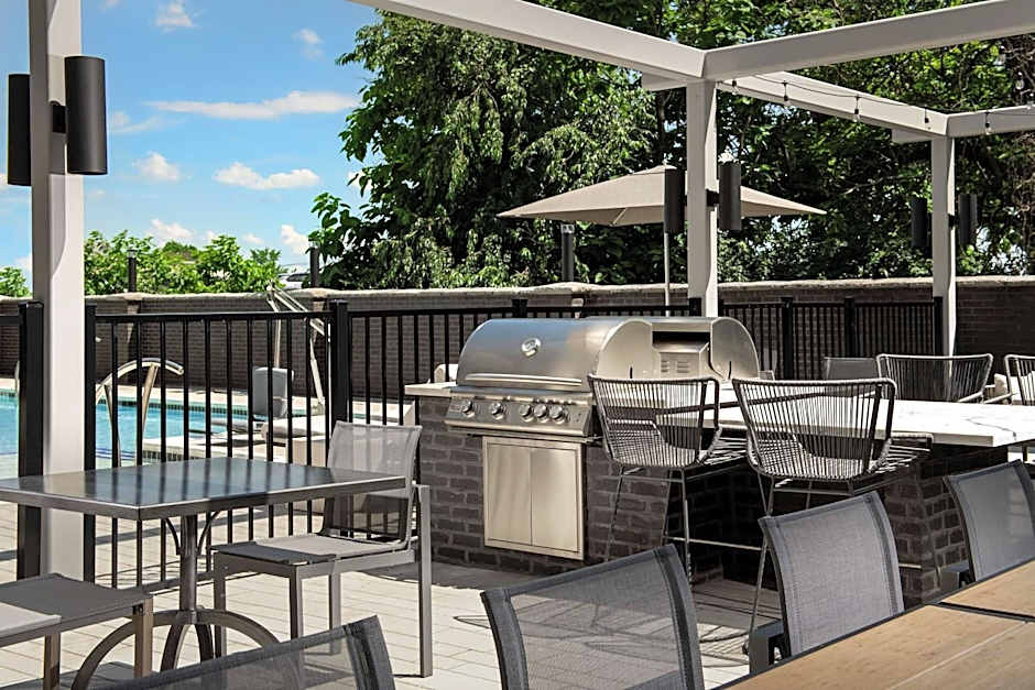 Homewood Suites by Hilton Louisville Airport