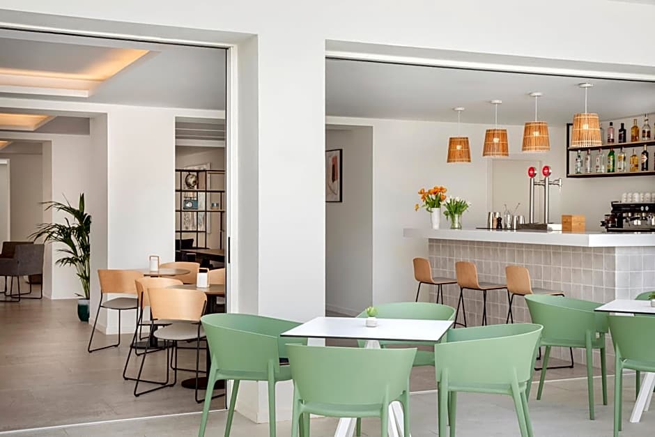 Aparthotel Marina Drach