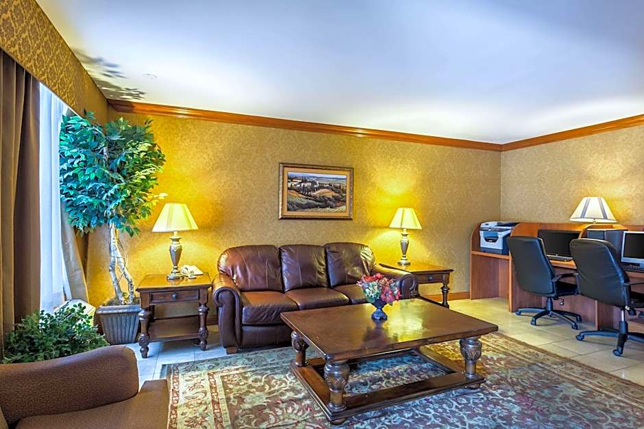 Clarion Inn and Summit Center
