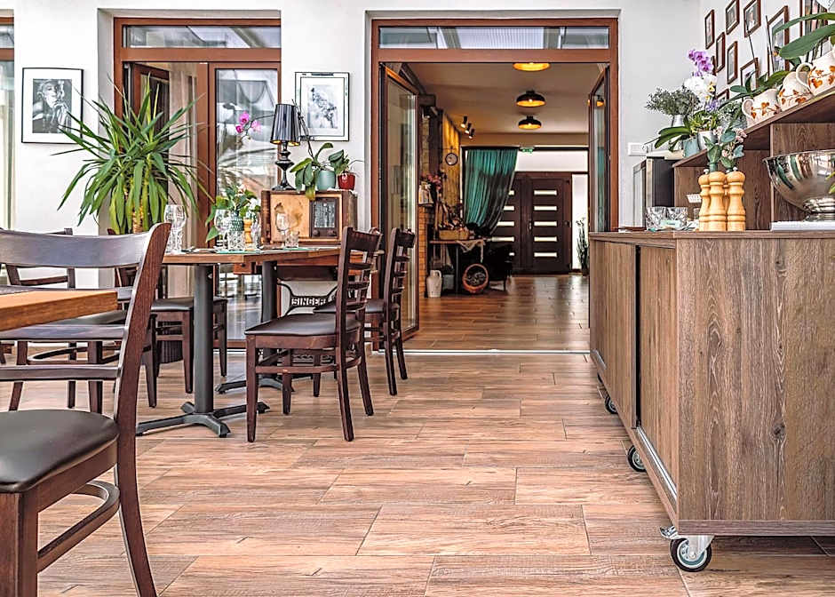 Dreko Panzió & Borbisztró