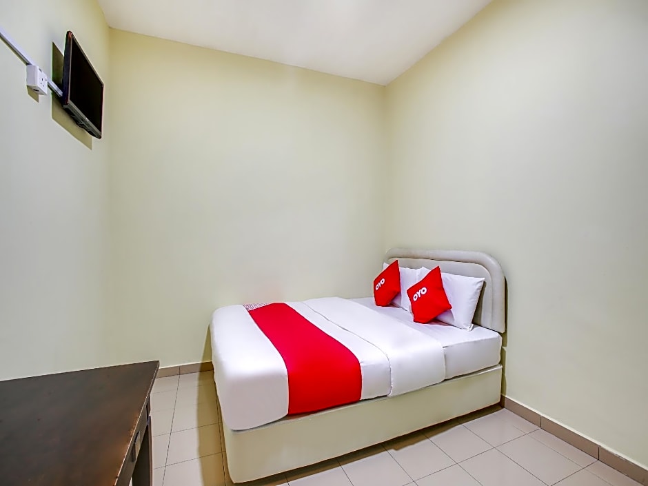 OYO 89590 Hotel Foong Inn