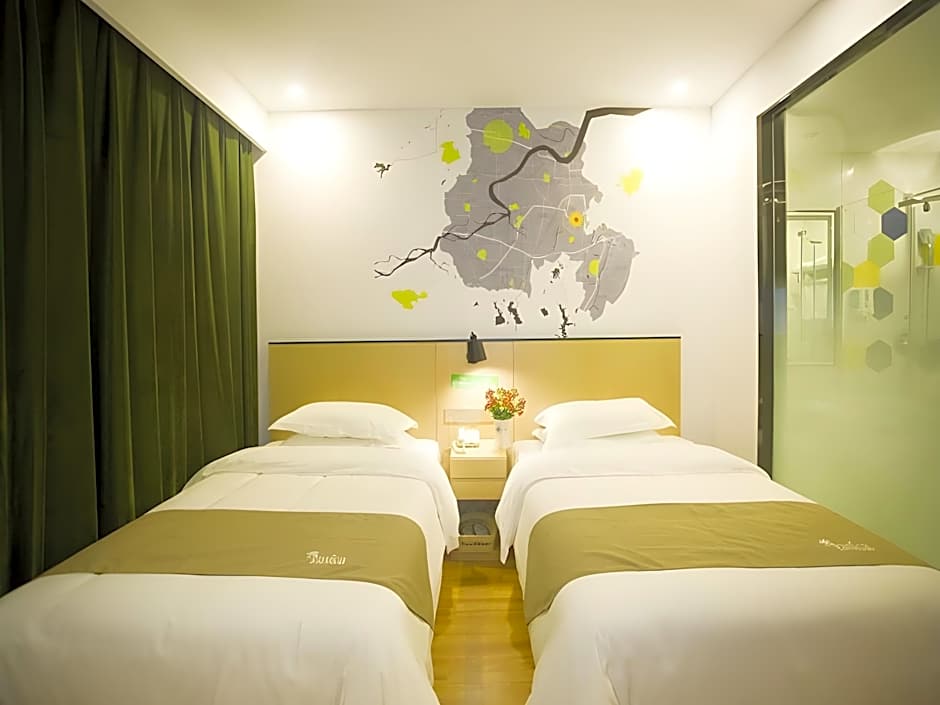 Vatica Suzhou Xiaoxian  Longhu Road Hotel