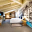 Avenue Hotel