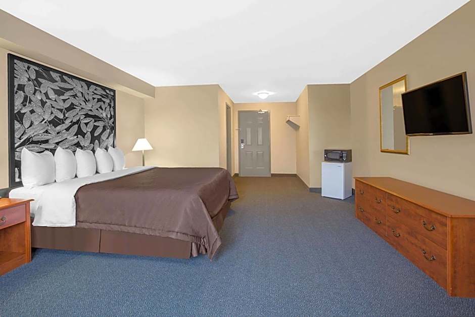 Super 8 by Wyndham Sault Ste Marie On