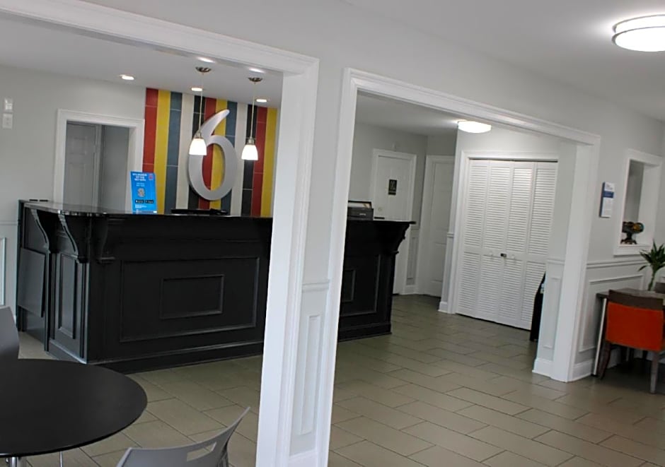 Studio 6 Suites Chattanooga TN Lookout Mtn