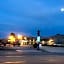 Hilltop Inn & Suites
