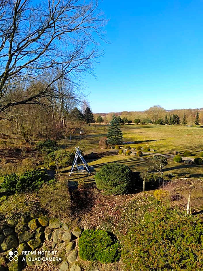 Hotel Dworek nad Regą