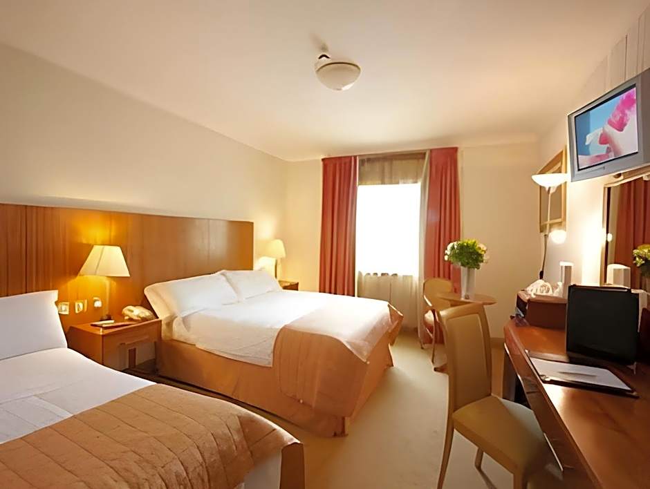 Broadhaven Bay Hotel