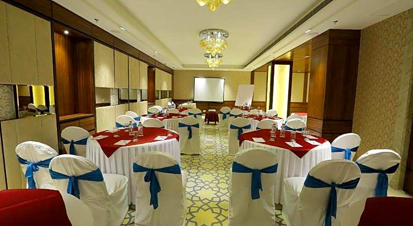 The Wall Street Beacon, Jaipur