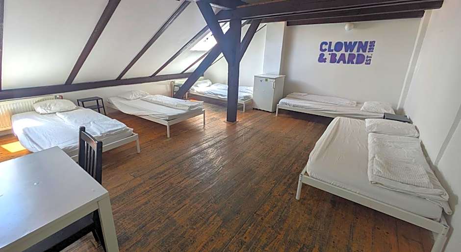 Clown and Bard Hostel